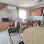 Apartment In 19919